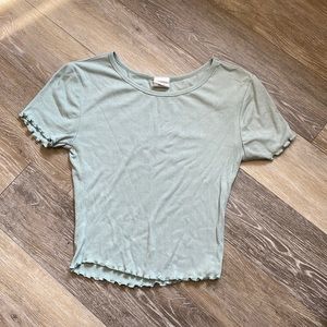 Tilly’s lettuce style shirt